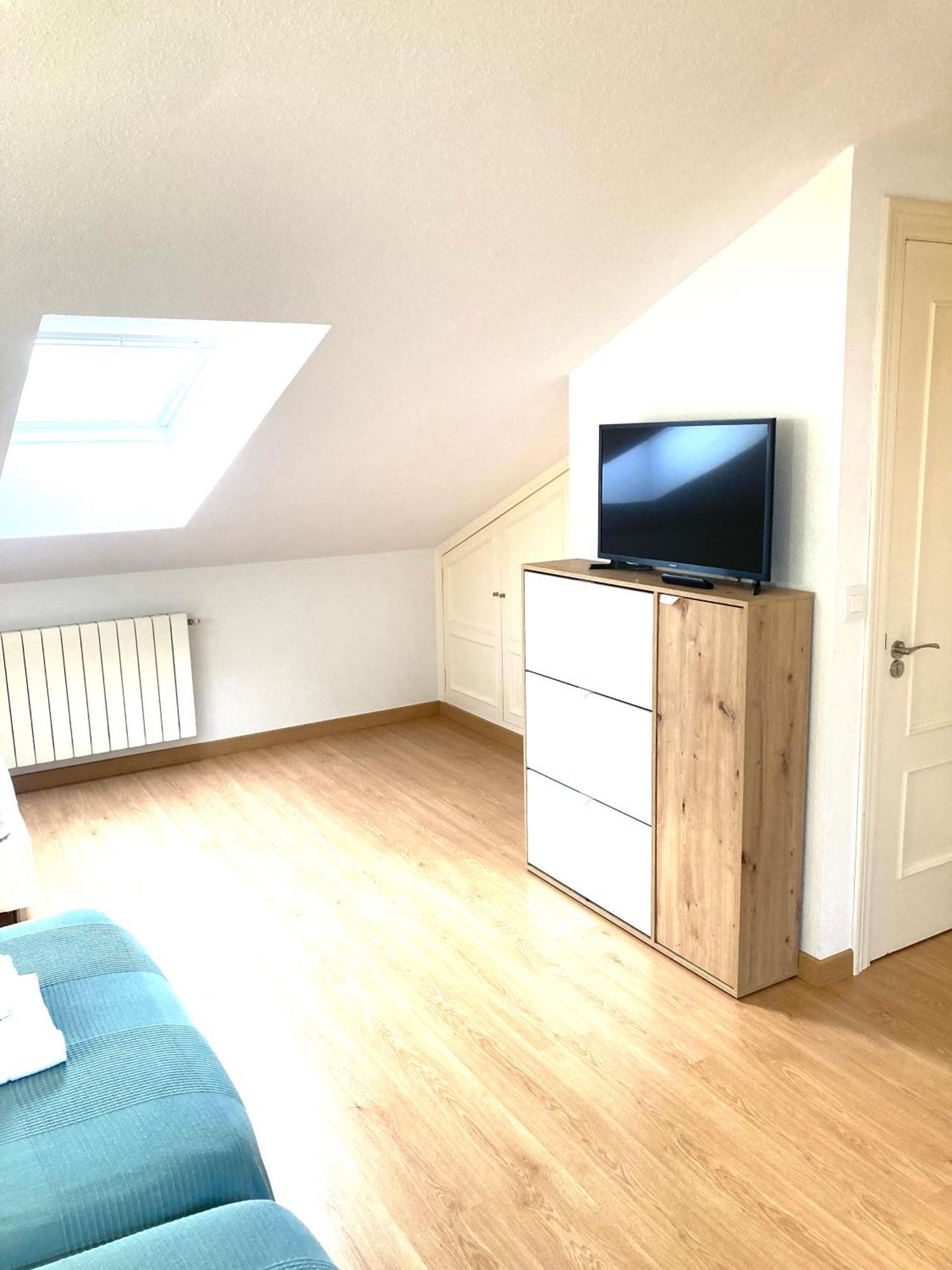 Somo Surfskate Hostel Кастанедо Экстерьер фото