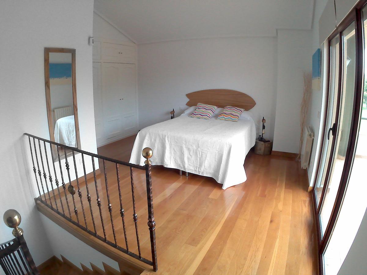 Somo Surfskate Hostel Кастанедо Экстерьер фото