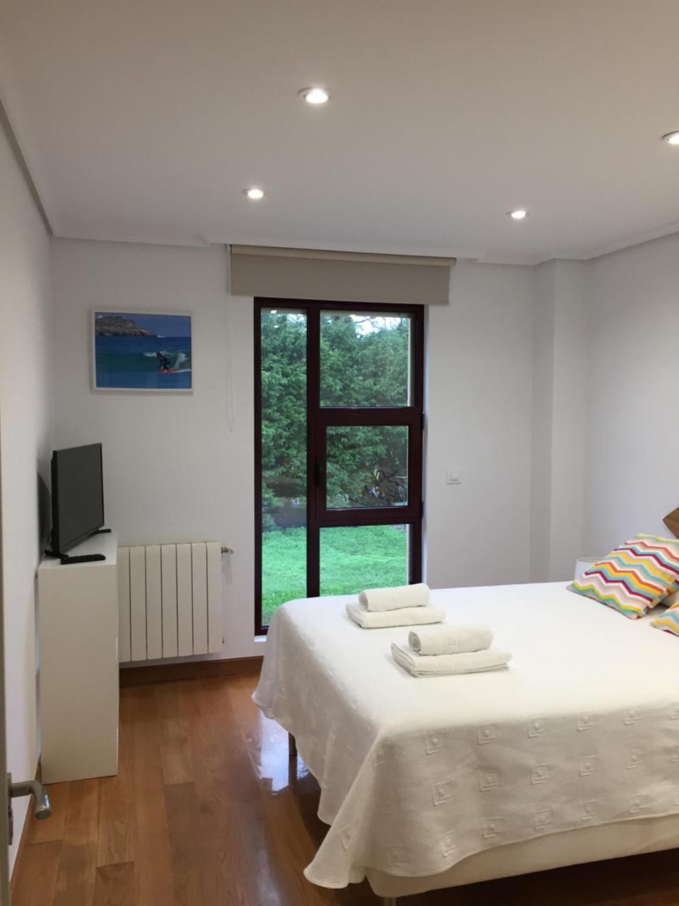 Somo Surfskate Hostel Кастанедо Экстерьер фото