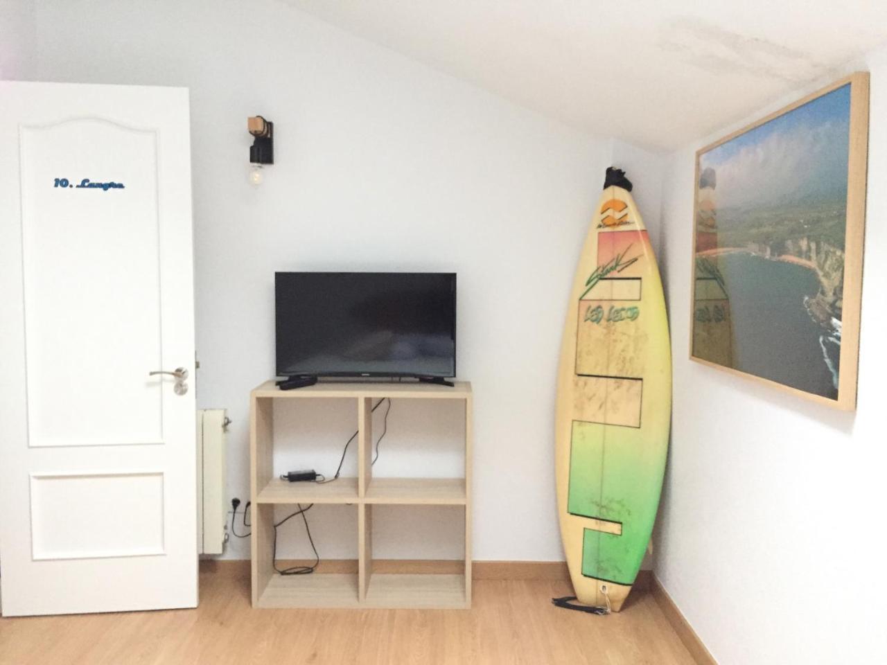 Somo Surfskate Hostel Кастанедо Экстерьер фото